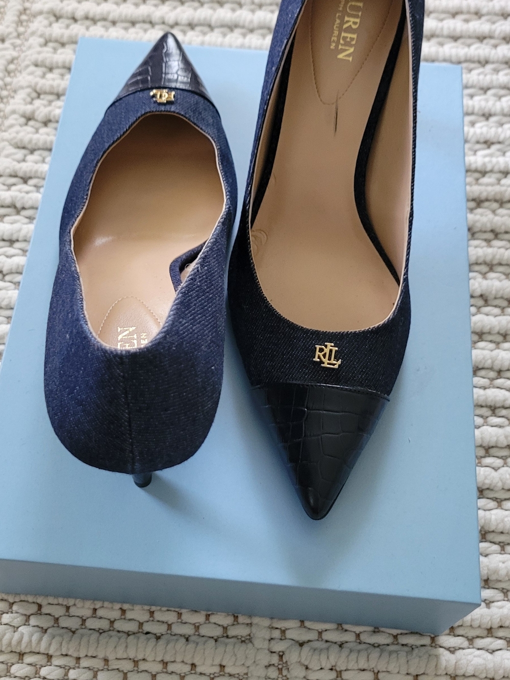 Ralph Lauren Lanette Pumps - Picture 3 of 6